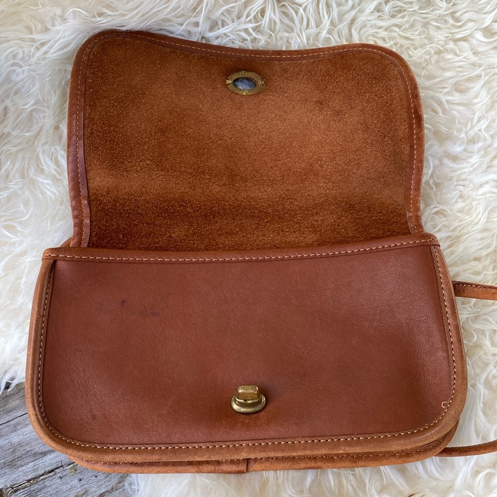 COACH vintage Dinky brown leather crossbody bag purse shoulder turnlock - Picture 13 of 14